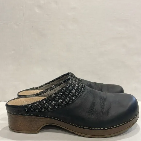 Dansko Womens Shoes 41 Bev Black Burnished Nubuck Leather Clogs Mules Platform
