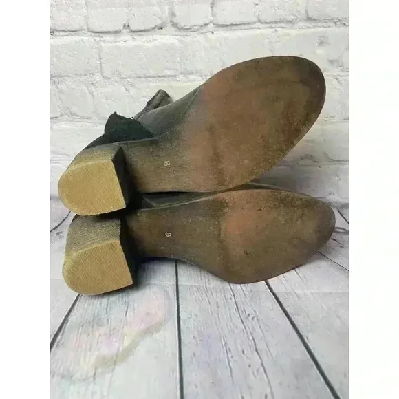 DIBA TRUE Later On Gold Metallic/Black Leather and Suede Notched Bootie Size 8W
