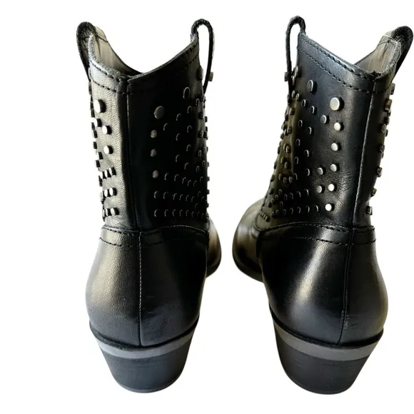 DINGO Women's DUSTY Studded Black Leather Western Ankle Boots DI-150 Size 10M