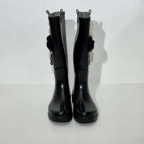 Dirty Laundry Rhane Black &amp; White Flower Chain Rubber Pull On Rain Boots Size 6