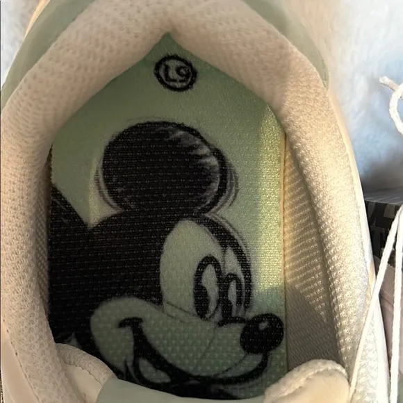 Disney White and Gold Sneakers Mickey Mouse NWT Size 9 Aldi