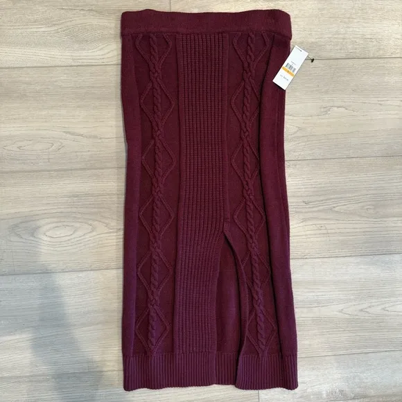 DKNY Women's Cable Knit Ribbed Sweater Midi Skirt Viscose Burgundy Small NEW