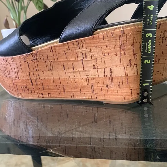 DMSX Donald j. Pliner Bridget Platform Sandals