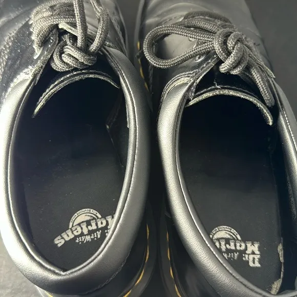 DOC MARTENS 8053 PLATFORM SHOES Women’s size 11 Men’s 10