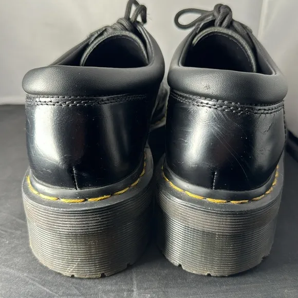 DOC MARTENS 8053 PLATFORM SHOES Women’s size 11 Men’s 10