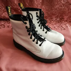 Doc Martens White Junior Pascal Combat Boots 1460J Youth Kids Size 3