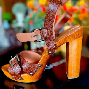 Dolce &amp; Gabbana Cognac brown leather sandals heels with studs western vibe boho
