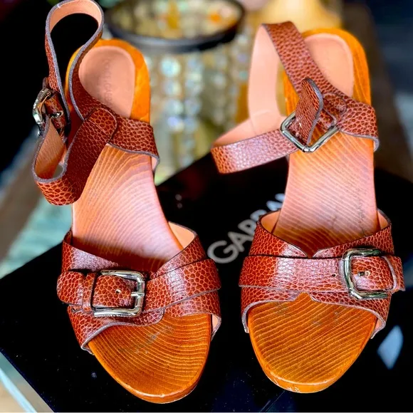 Dolce &amp; Gabbana Cognac brown leather sandals heels with studs western vibe boho