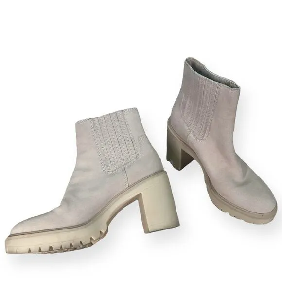 DOLCE VITA Chic Chelsea Boots 9.5 Suede Caster H20 Dune Tan Waterproof Lug Sole