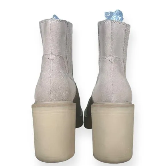 DOLCE VITA Chic Chelsea Boots 9.5 Suede Caster H20 Dune Tan Waterproof Lug Sole