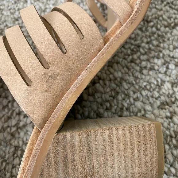 Dolce Vita Lorna Heels Size 9 Nude Sandals Leather Neutral Summer Vacation