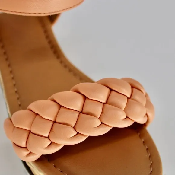 Dolce Vita Vamoos Platform Espadrille Sandals Girls Size 2 in Coral NEW