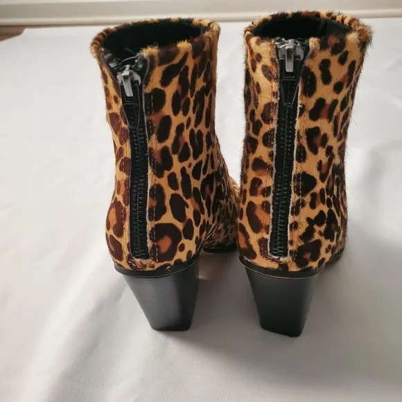 Dolce Vita Women's ISSA Leopard-Print Calf Hair Pointed-Toe Ankle Boots Size 6