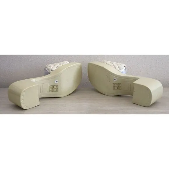 Dolce Vita Women's Sz 8 Ivory Stella Goldy Quilted Strap Platform Sandals