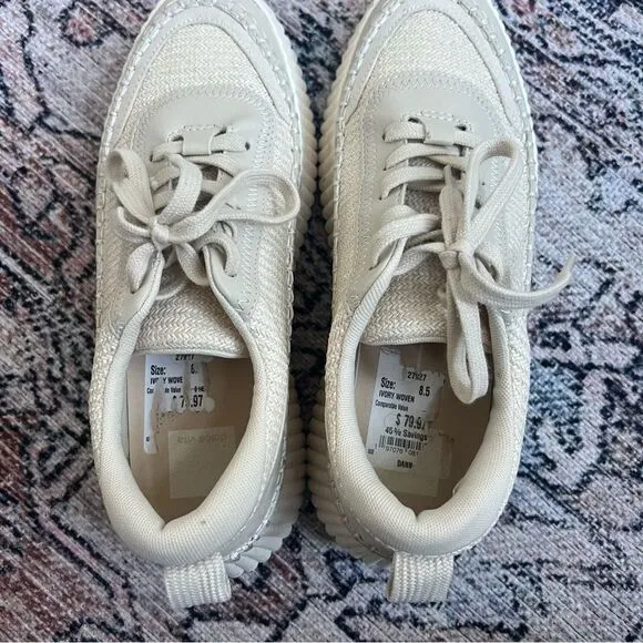 Dolce Vita Dolen Danae Sneakers Ivory Grey Sandstone Size 8.5 Platform Shoes
