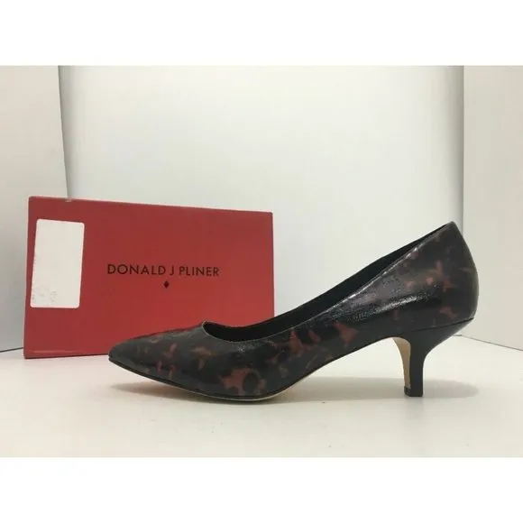 Donald J Pliner Gali Printed Pointed Toe Heel Pump Black Patent Leather US 8