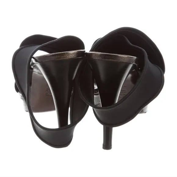 DONALD J PLINER Idra Crossover Sandals Pewter satin elastic 8.5