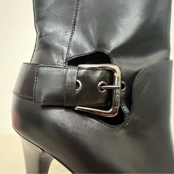 Donald J. Pliner Zerli Black Leather Booties