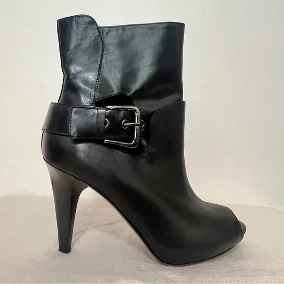 Donald J. Pliner Zerli Black Leather Booties