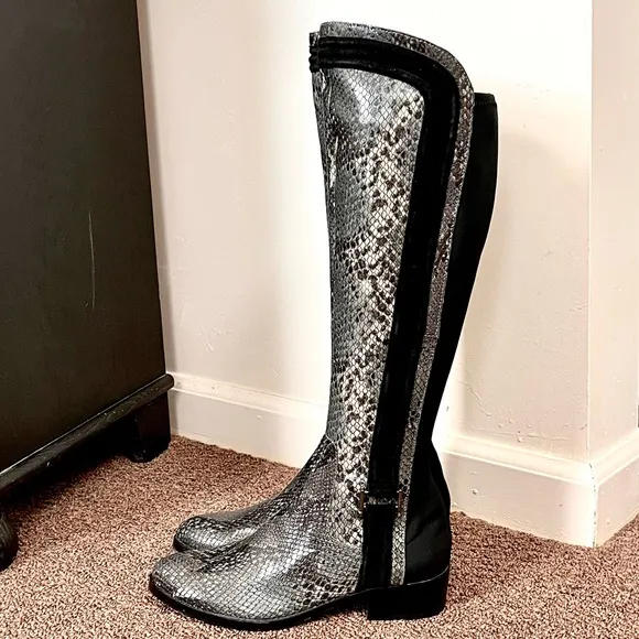 Donald Pliner Black and Gray leather Snakeskin luxury knee high boots