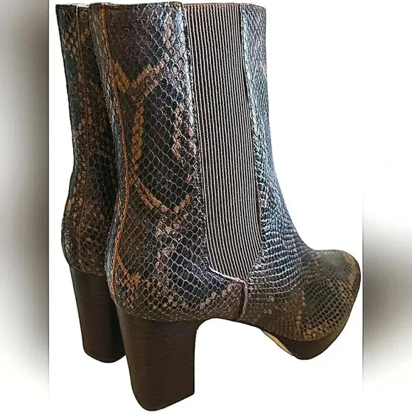 Donald Pliner Chic Snake Print Brown Leather Platform  Ankle Boots