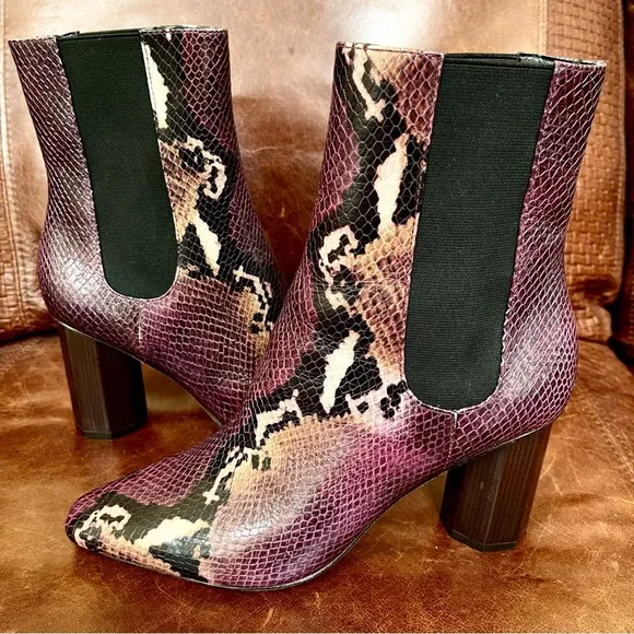 Donald Pliner Snakeskin Embossed Genuine Leather Boots In Plum Color Size 8