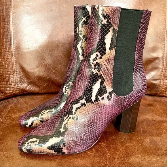 Donald Pliner Snakeskin Embossed Genuine Leather Boots In Plum Color Size 8