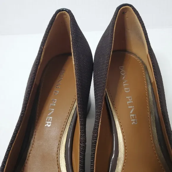 Donald Pliner Suzette Slip On Pump Shoes Womens Size 7 Brown Casual Chic Office
