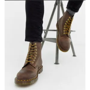 Dr. Martens 1460 Crazy Horse Leather Lace Up Boots Brown Size 11