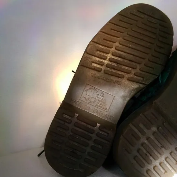 DR. MARTENS • 90s Turquoise Tie Dye Leather Boots