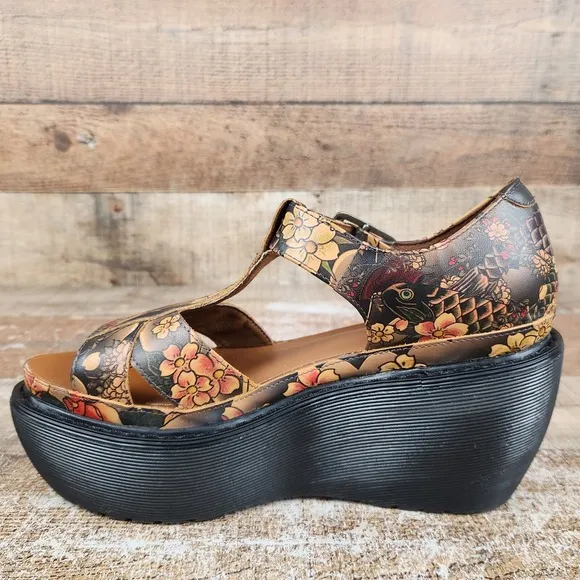 Dr Martens Adaya Women's Size 7 Floral Asia Tattoo Print Wedge Platform Sandals