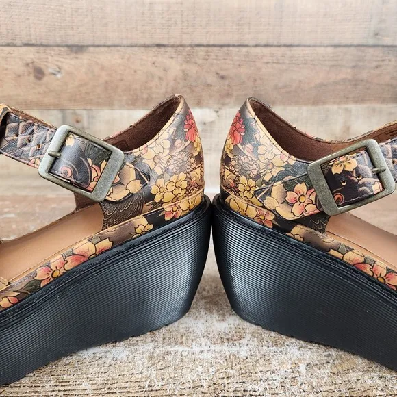Dr Martens Adaya Women's Size 7 Floral Asia Tattoo Print Wedge Platform Sandals