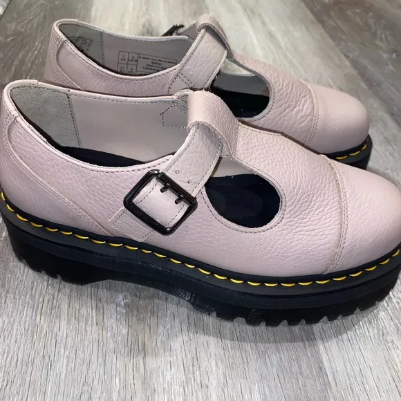 Dr Martens Bethan Quad Retro Mary Jane Platform Taupe Woman’s 9 Shoes NWOB