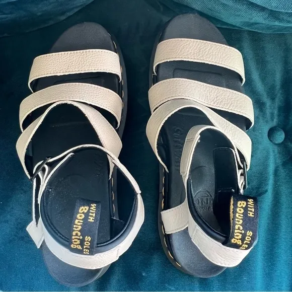 DR MARTENS BLAIR 4 STRAP LEATHER BOHO SANDALS SIZE 10 NWOT IVORY