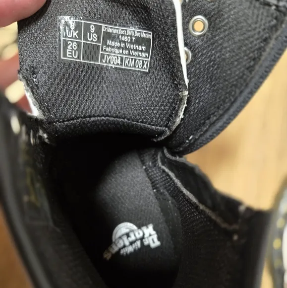 Dr. Martens Kids Shoes - White and Black New W/O Tags