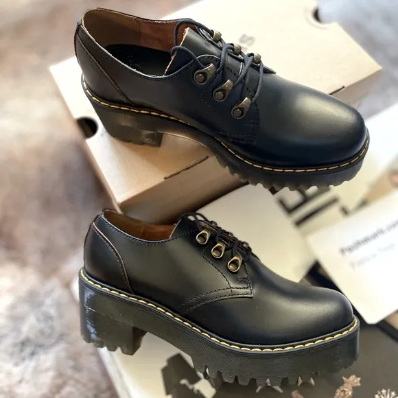 Dr. Martens Leona Lo smooth Platform Oxford