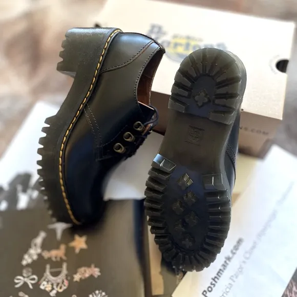 Dr. Martens Leona Lo smooth Platform Oxford