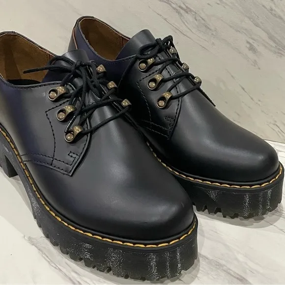 DR MARTENS Leona Lo Vintage Smooth Leather Lug Sole Platform Heeled Shoe Black 9