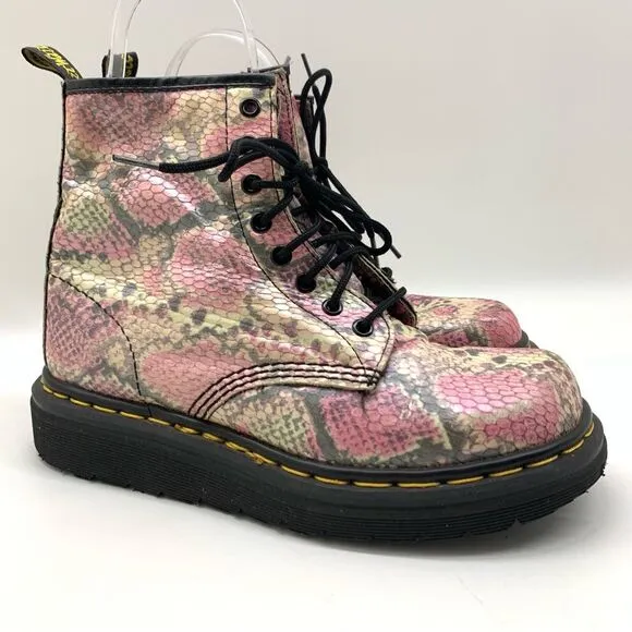 Dr. Martens Rare Size 9 Vintage Pink Leather Snakeskin Boots