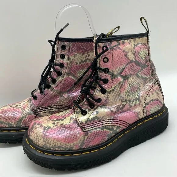 Dr. Martens Rare Size 9 Vintage Pink Leather Snakeskin Boots