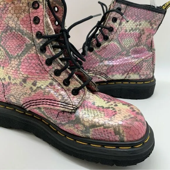 Dr. Martens Rare Size 9 Vintage Pink Leather Snakeskin Boots