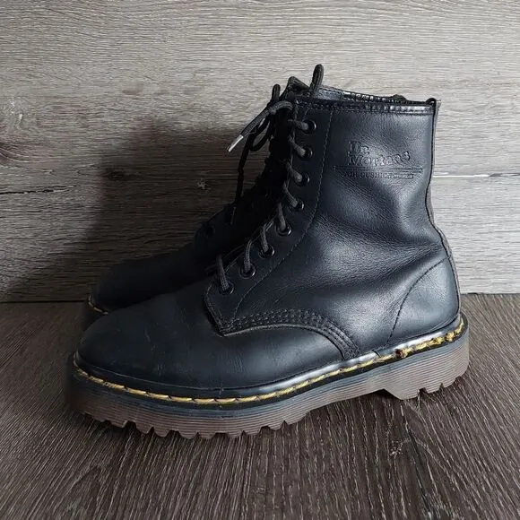 Dr. Martens Vintage 1460 Made in England Chunky Lace-up Leather Boot UK 4 US 6