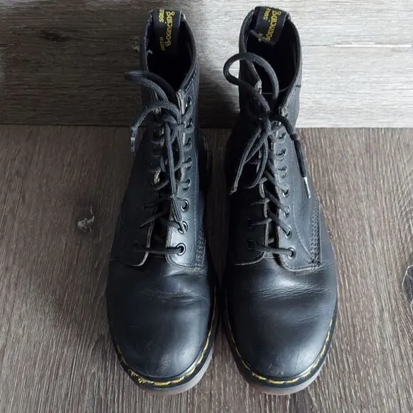 Dr. Martens Vintage 1460 Made in England Chunky Lace-up Leather Boot UK 4 US 6