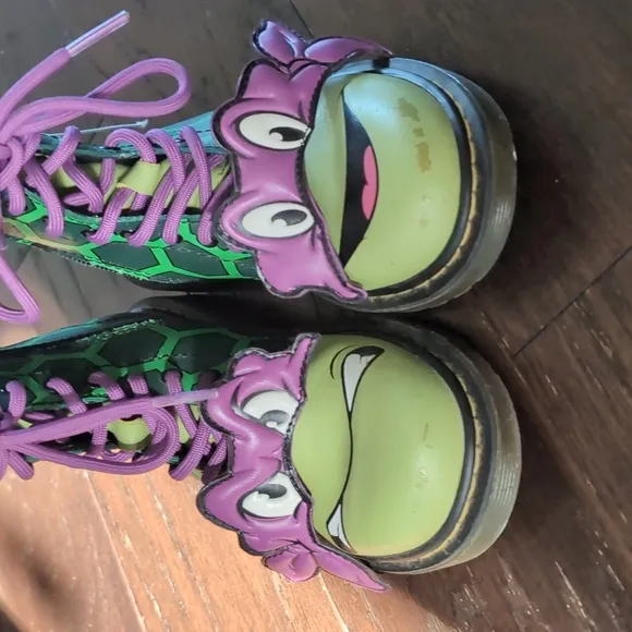 Dr. Martens vintage rare teenage mutant ninja turtles Donnie boots