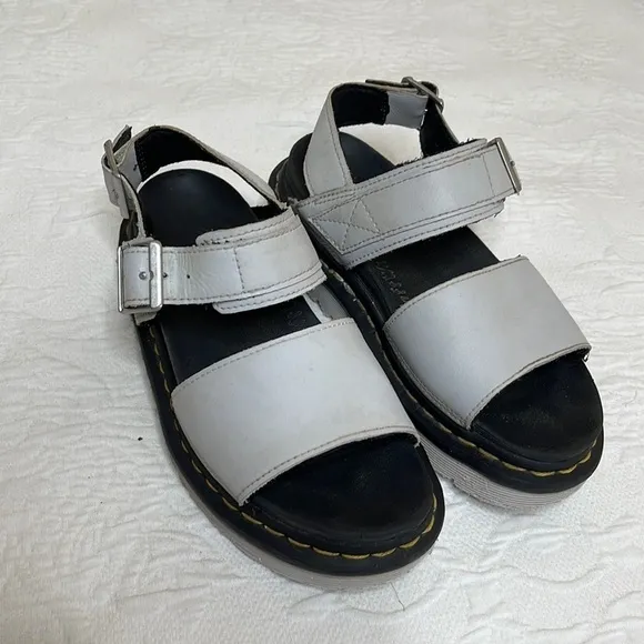 DR MARTENS Voss Light Grey Platform Leather Sandals Size 6