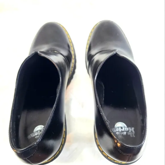 Dr. Martens Women's Size 39 Cordelia Retro Mod Smooth Leather Heels Black
