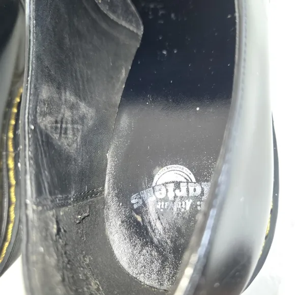 Dr. Martens Women's Size 39 Cordelia Retro Mod Smooth Leather Heels Black