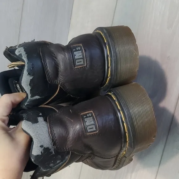 Dr.Martens Mens Y2K 9728 High Top Chunky Tractor Platform Boots shoes sz 10