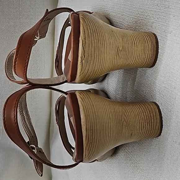 Dromedaris sandals leather size 6.5 US size 37 EU