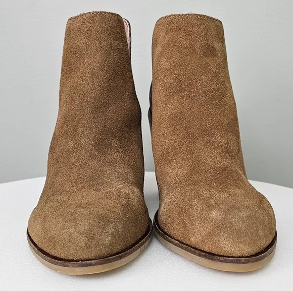 DV8 Dolce Vita Shai Leopard Tan Suede Heeled Bootie 7.5